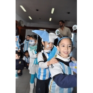 Los más pequeños celebraron el DIA DE LA BANDERA